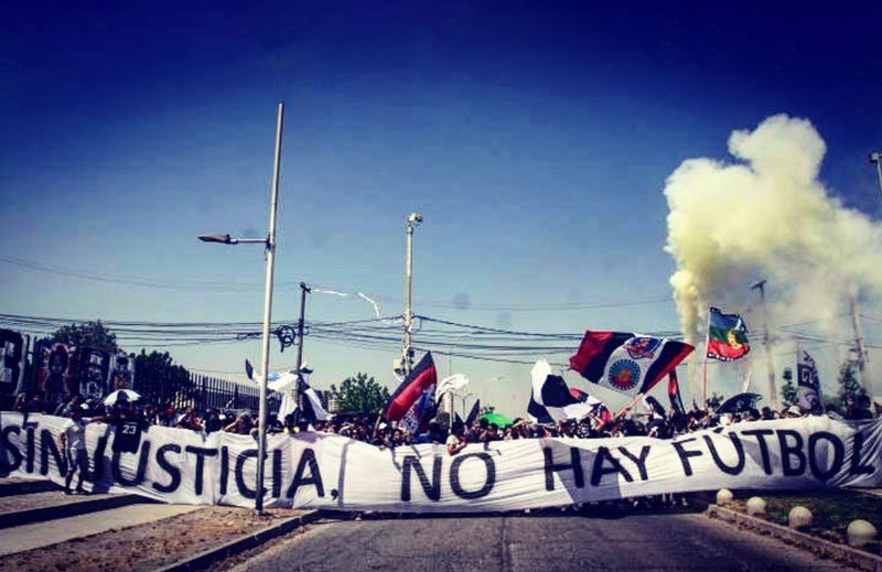 http://www.cahiersdufootball.net/images-article/images2/2020_03/chili-rebellion-sin-justicia.jpg